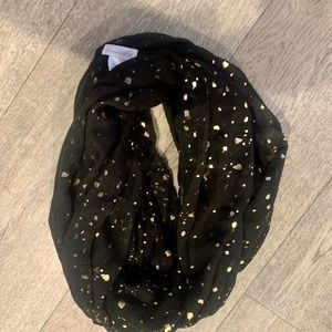 NWT Charming Charlie black w/ gold foil infinity scarf 🖤✨